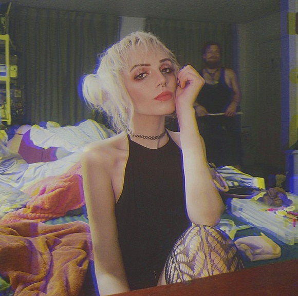 Meet your Posher, Taylor - Picture 1 of 1